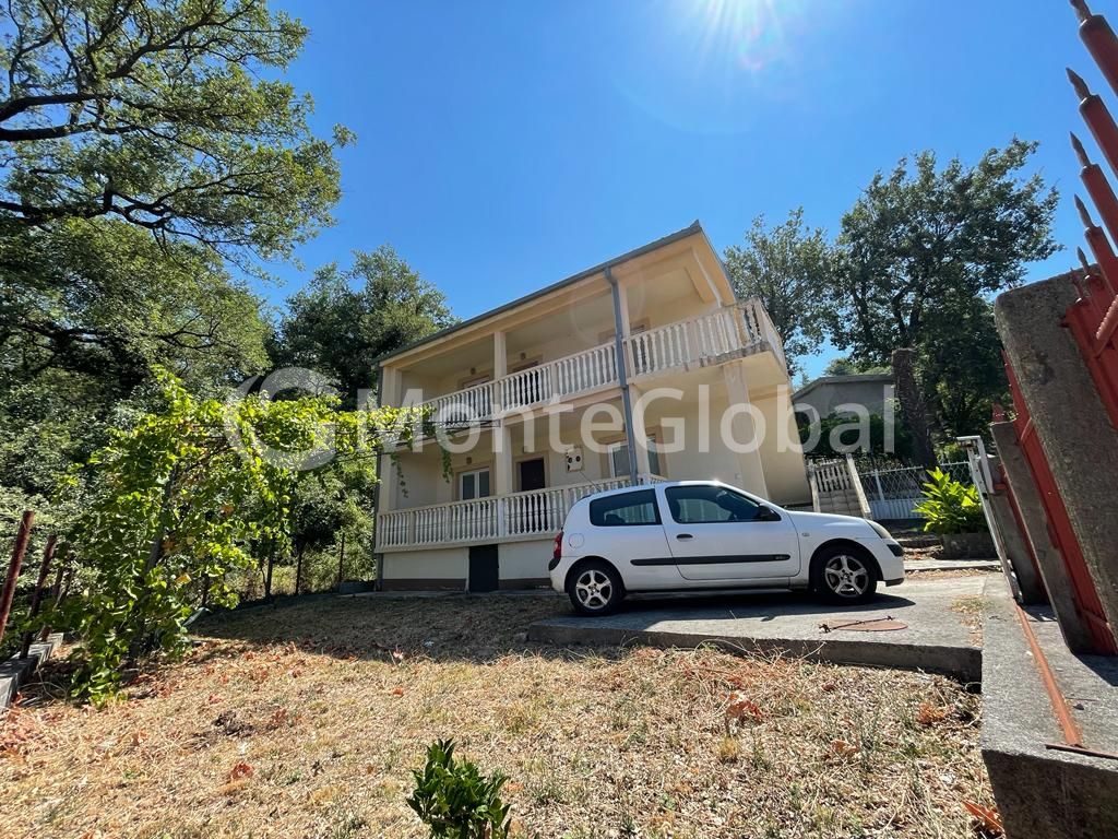 Haus in Sutomore, Montenegro, 146 m² - Foto 1