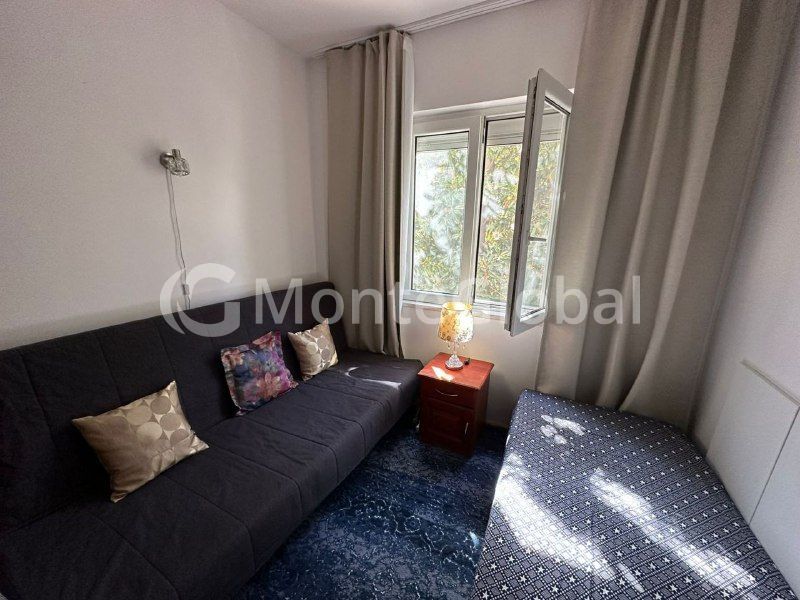 Piso en Budva, Montenegro, 52 m² - imagen 1
