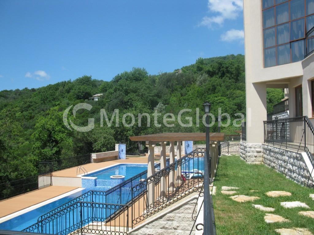 Flat Herceg Novi, Montenegro, 53 m² - picture 1