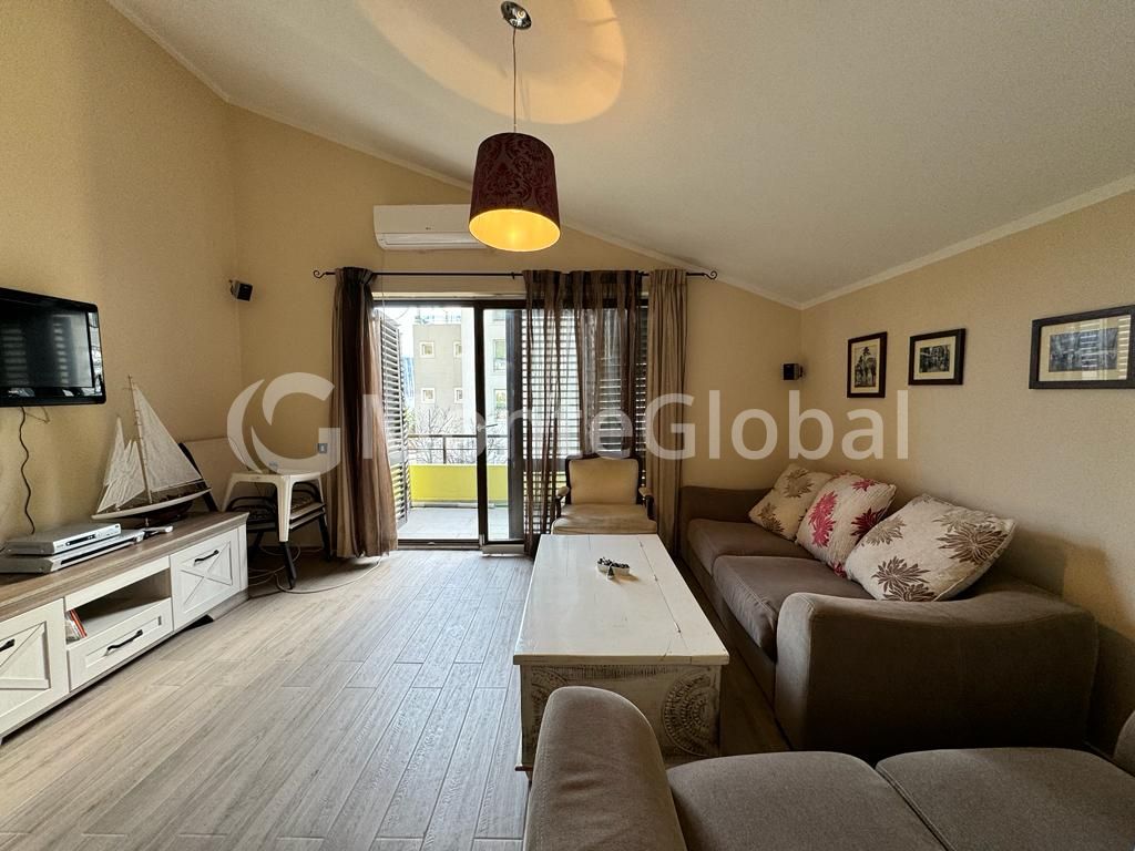 Piso Herceg Novi, Montenegro, 61 m² - imagen 1