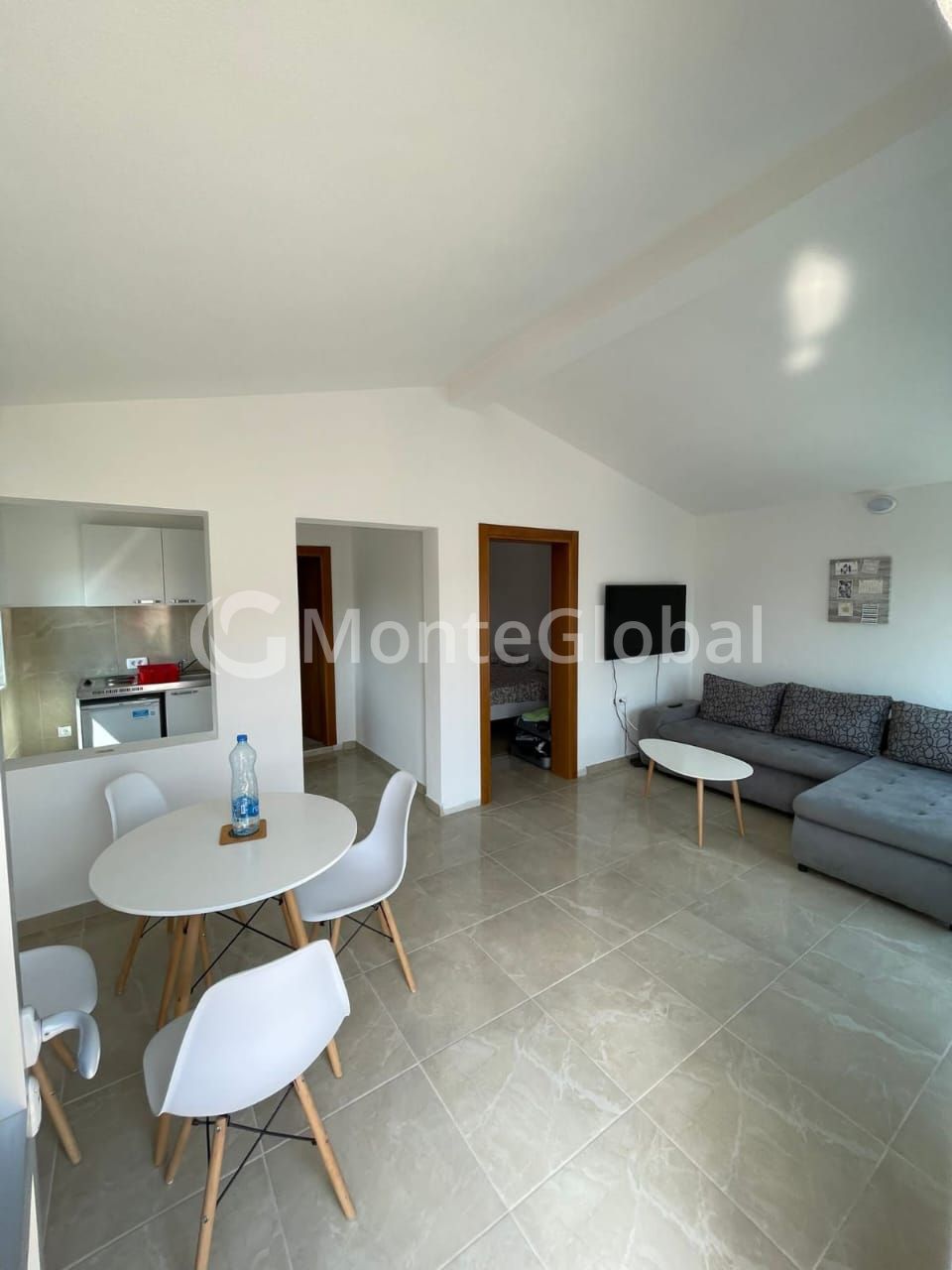 House Utekha, Montenegro, 150 m² - picture 1