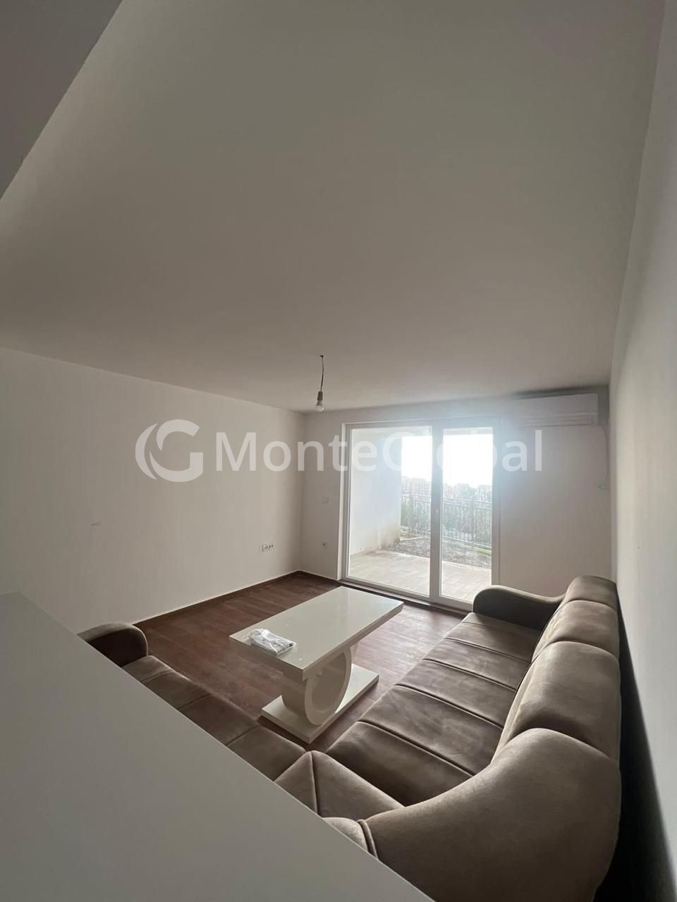 Wohnung in Dobra Voda, Montenegro, 54 m² - Foto 1