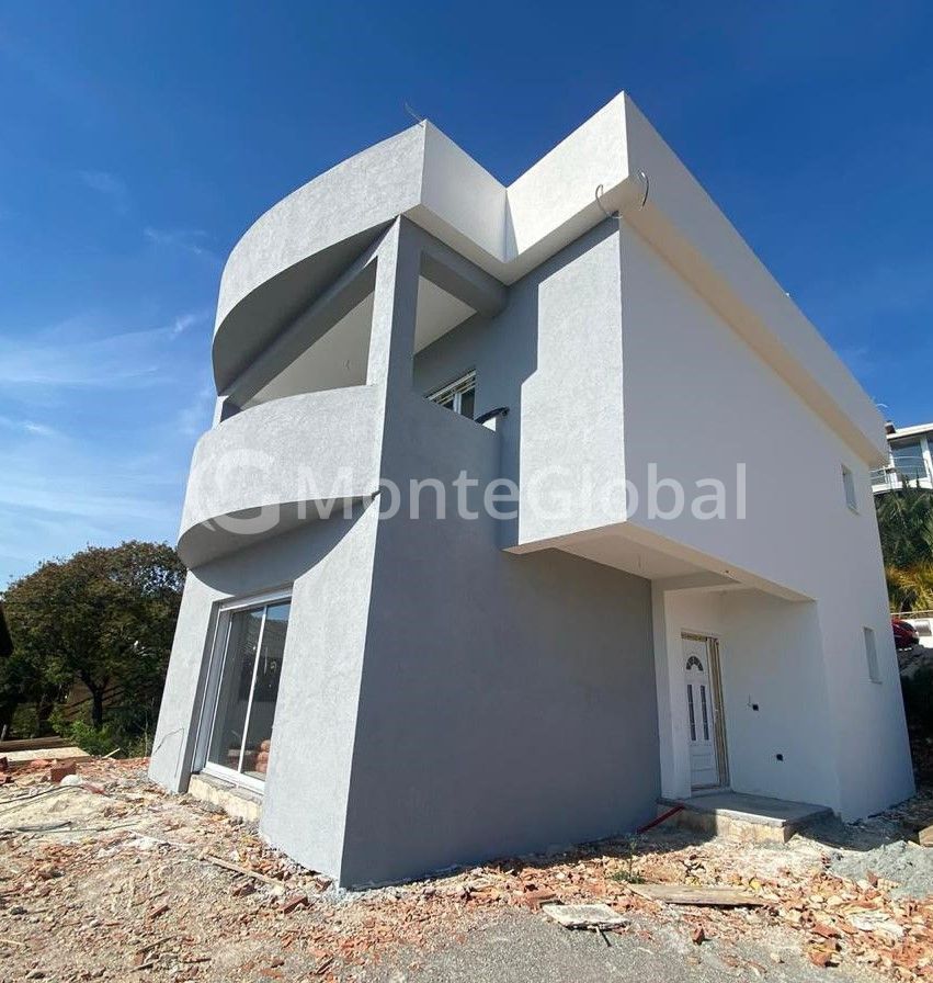 Maison à Dobra Voda, Monténégro, 140 m² - image 1