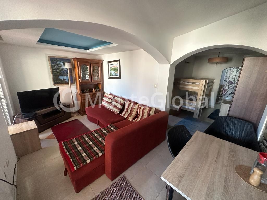 Piso en Budva, Montenegro, 43 m² - imagen 1