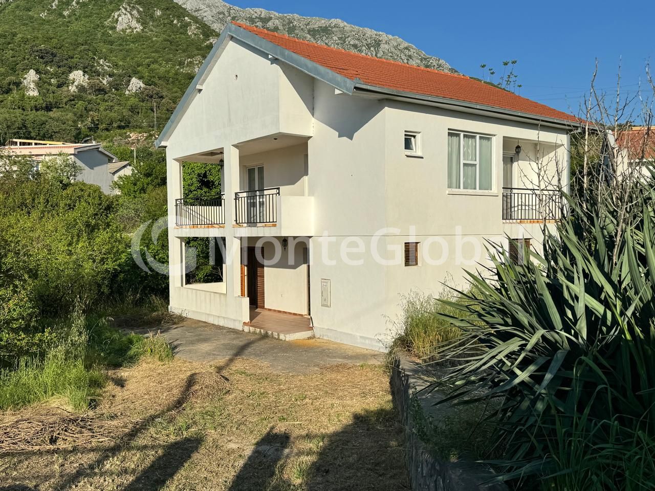Maison au Bar, Monténégro, 157 m² - image 1
