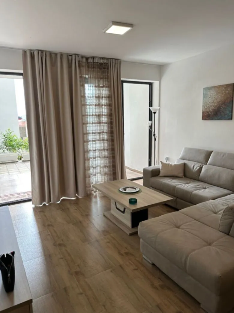 Wohnung in Ulcinj, Montenegro, 93 m² - Foto 1