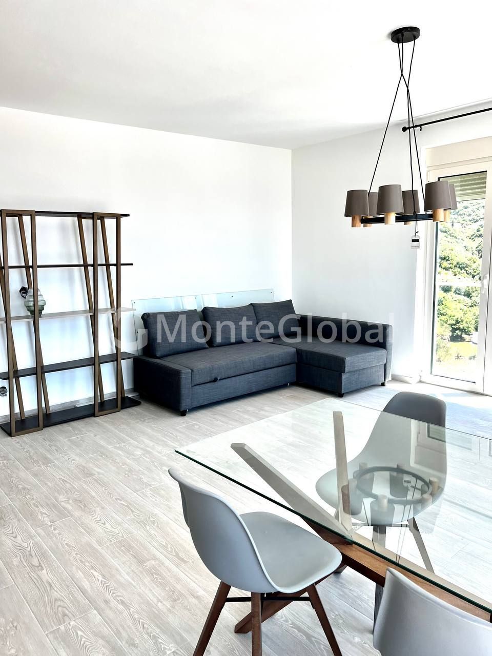 Wohnung in Becici, Montenegro, 76 m² - Foto 1