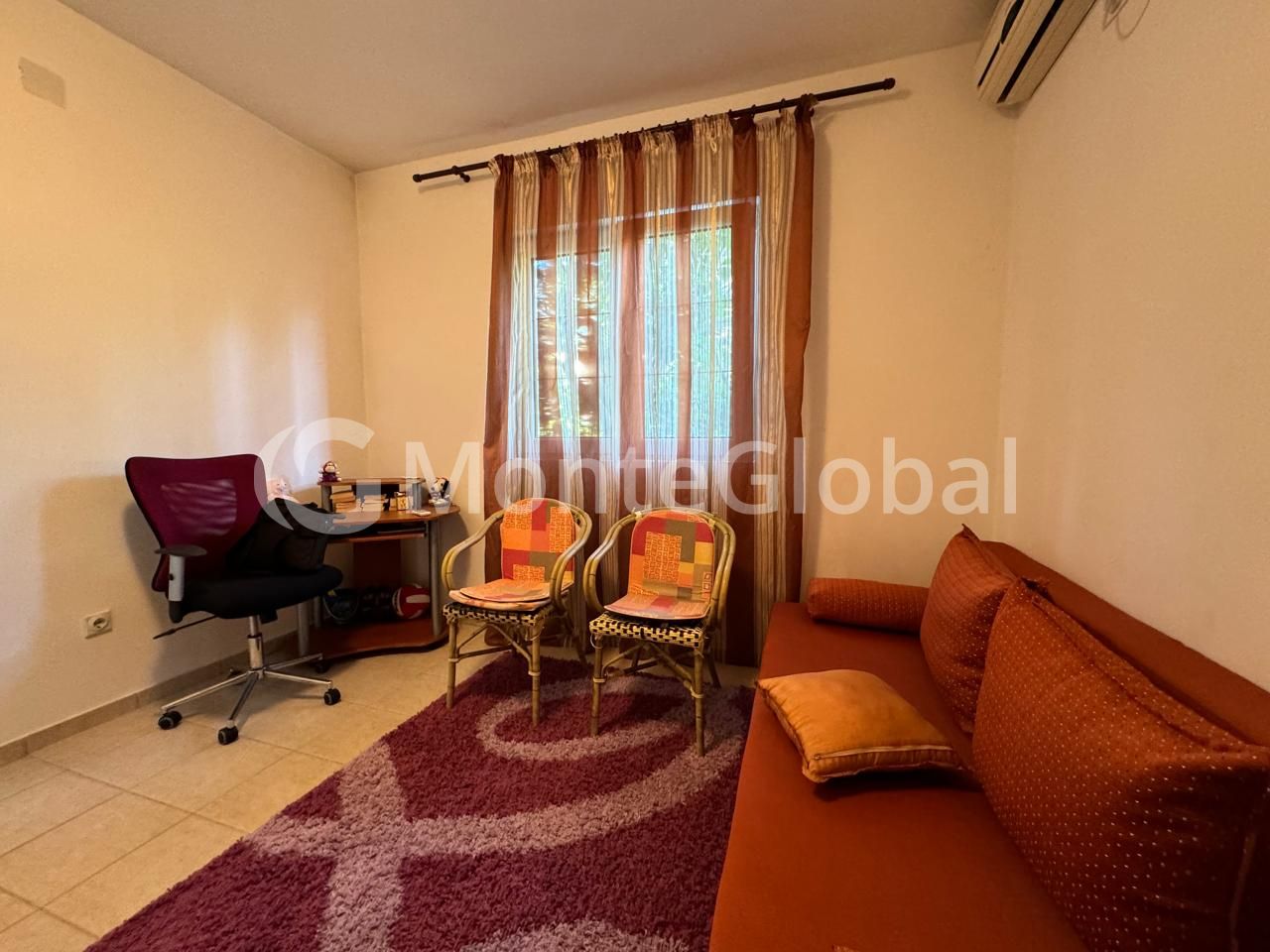 Piso en Sutomore, Montenegro, 60 m² - imagen 1