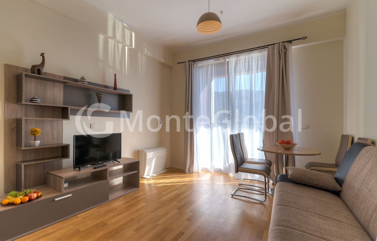 Appartement à Becici, Monténégro, 44 m² - image 1