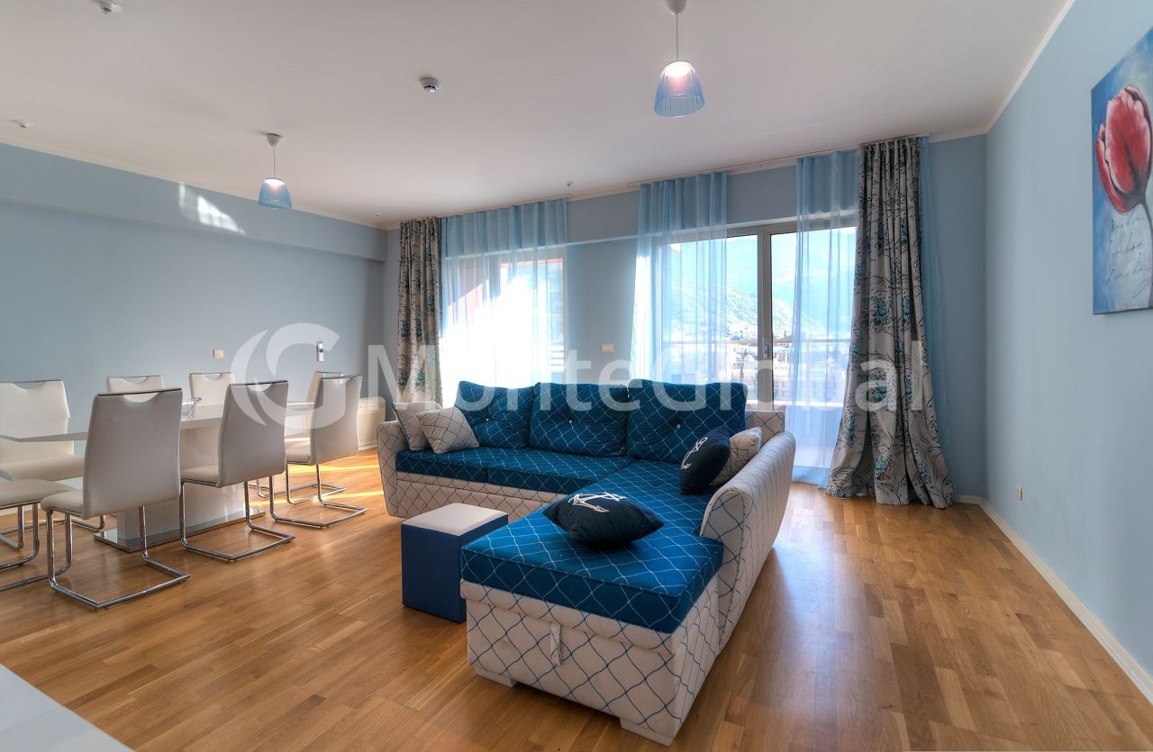 Appartement à Becici, Monténégro, 149 m² - image 1