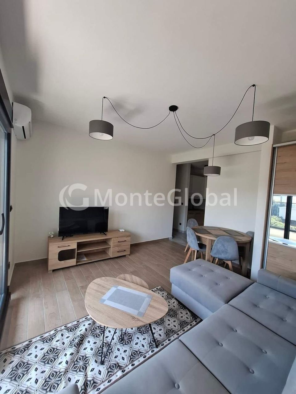 Piso Utekha, Montenegro, 42 m² - imagen 1