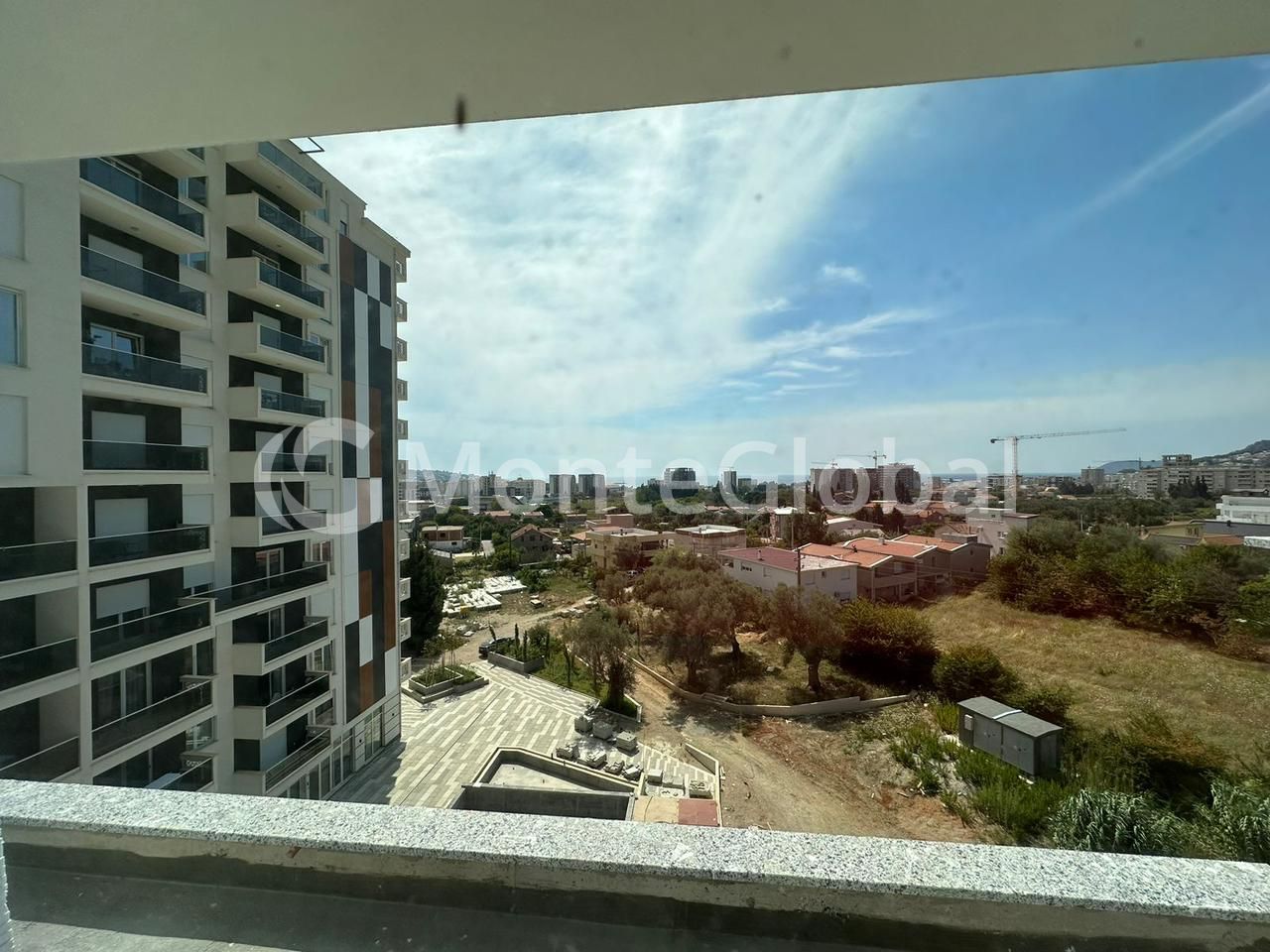 Flat in Bar, Montenegro, 72 m² - picture 1