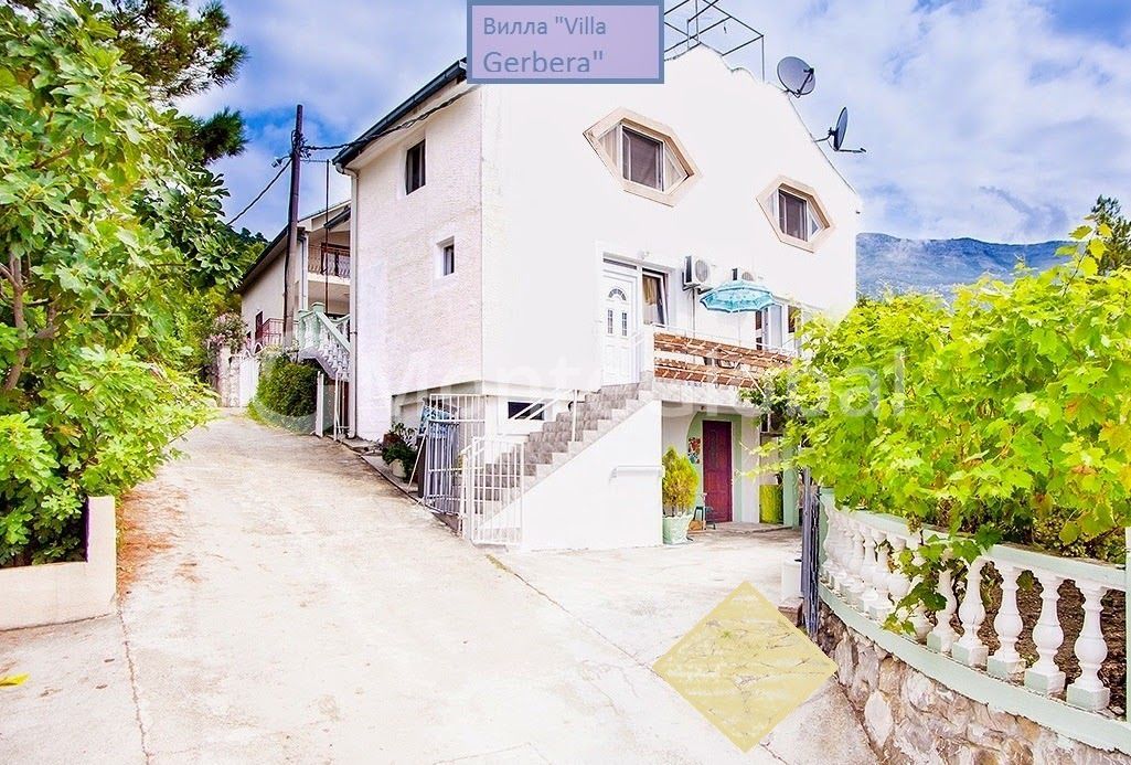House in Sutomore, Montenegro, 220 m² - picture 1