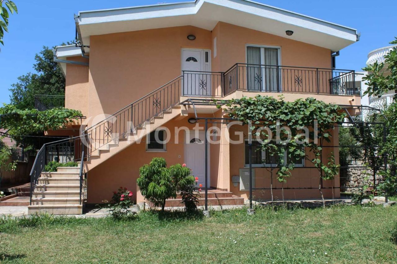 House in Sutomore, Montenegro, 260 m² - picture 1