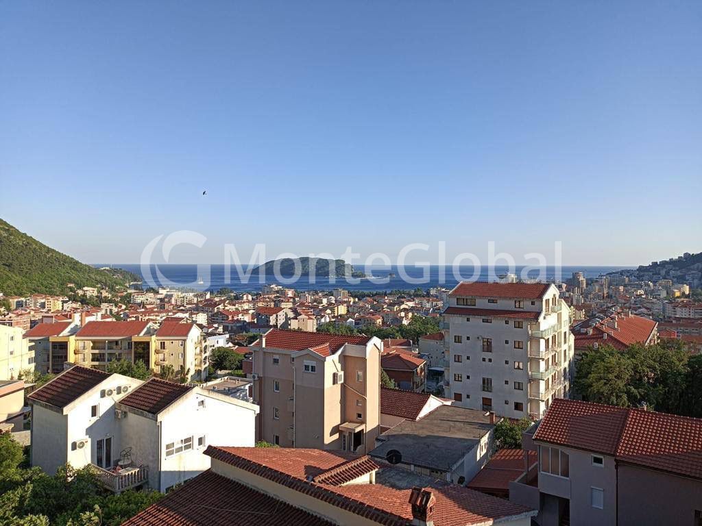 Appartement à Budva, Monténégro, 76 m² - image 1