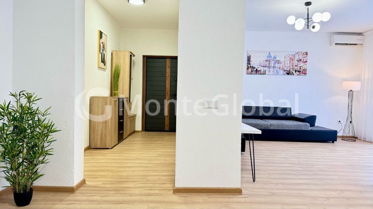 Flat in Bar, Montenegro, 98 m² - picture 1