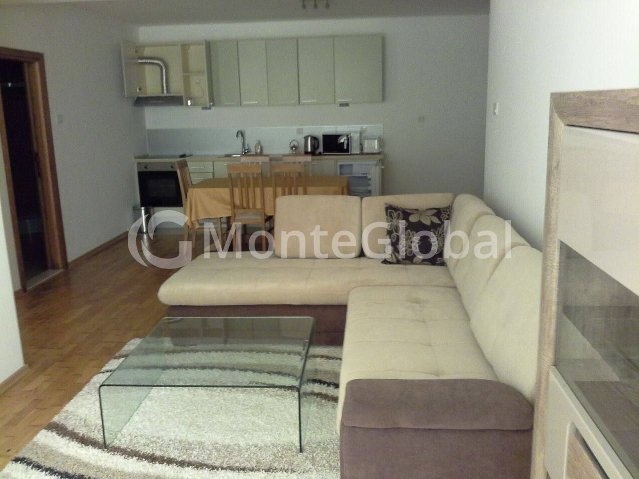 Flat in Budva, Montenegro, 68 m² - picture 1
