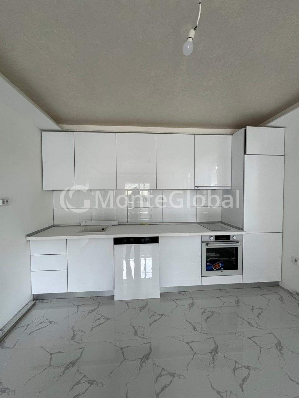 Flat Herceg Novi, Montenegro, 67 m² - picture 1