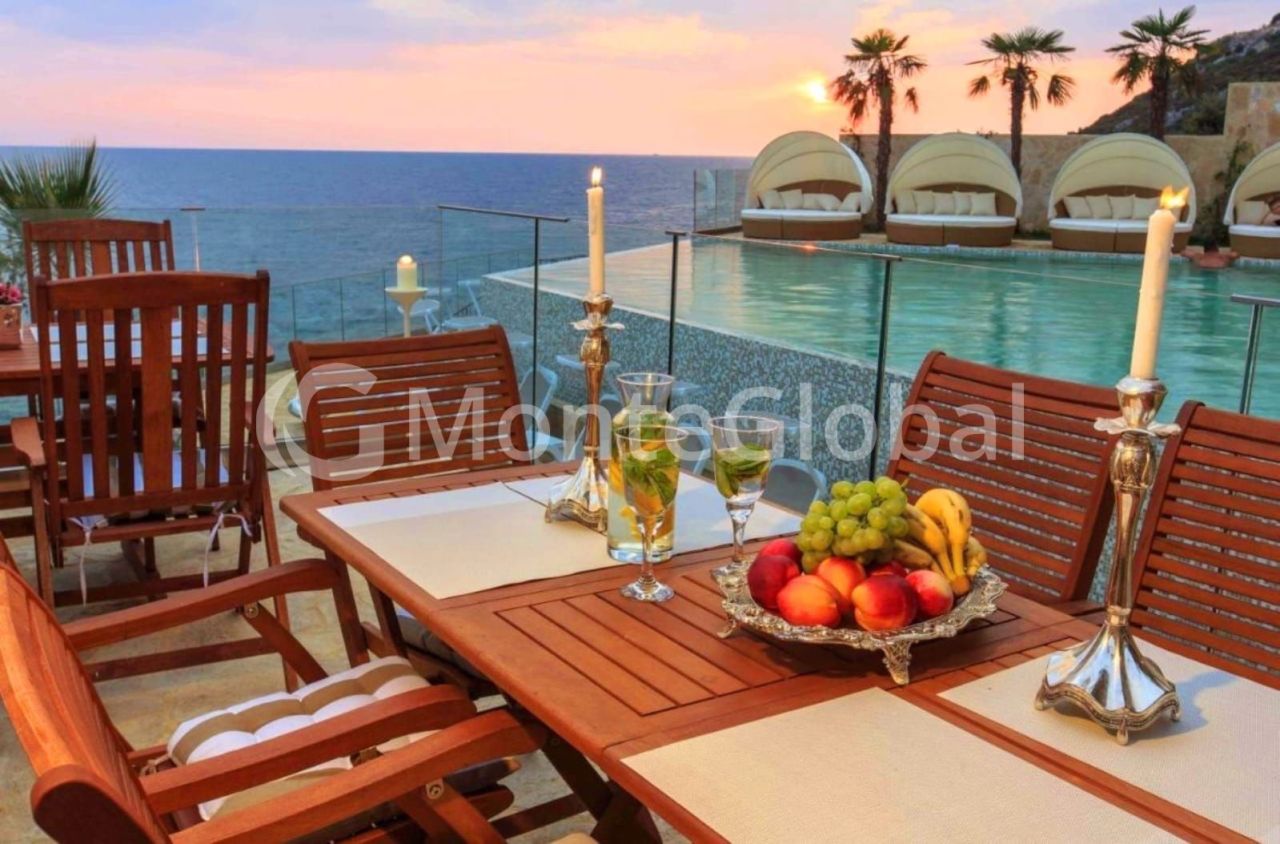 Piso en Dobra Voda, Montenegro, 54 m² - imagen 1