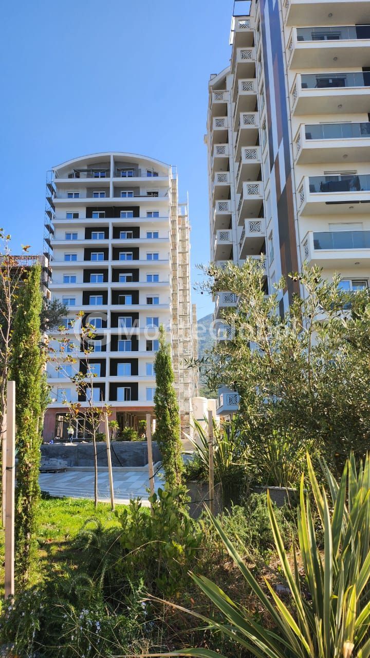 Flat in Bar, Montenegro, 36.25 m² - picture 1