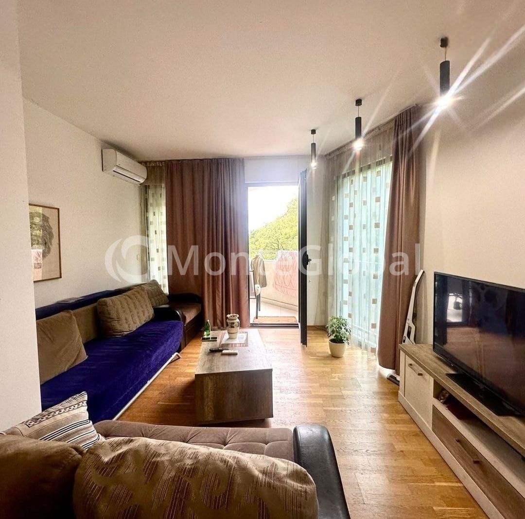 Flat in Budva, Montenegro, 58 m² - picture 1
