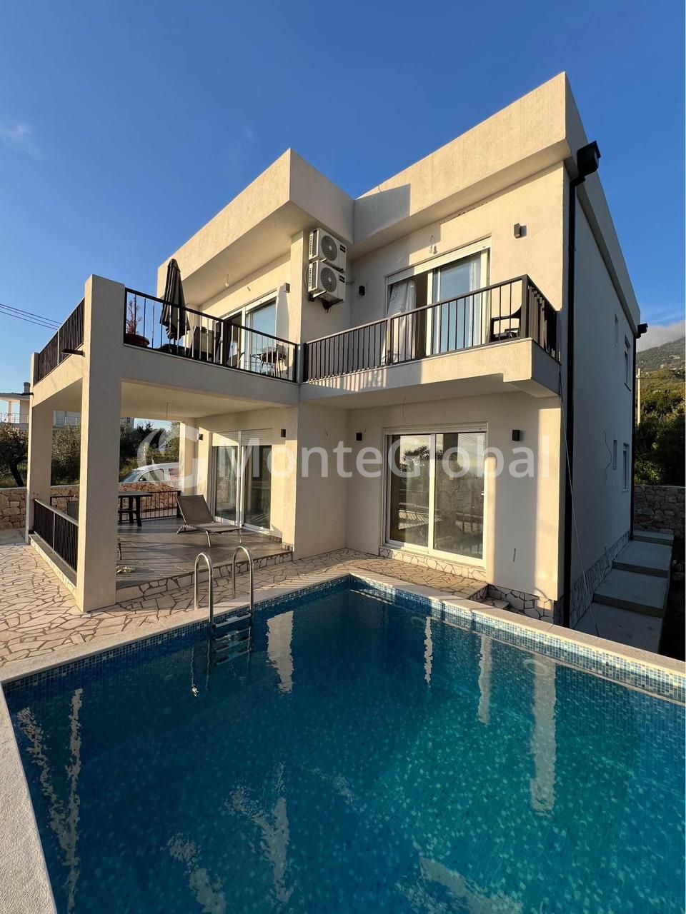House in Dobra Voda, Montenegro, 165 m² - picture 1