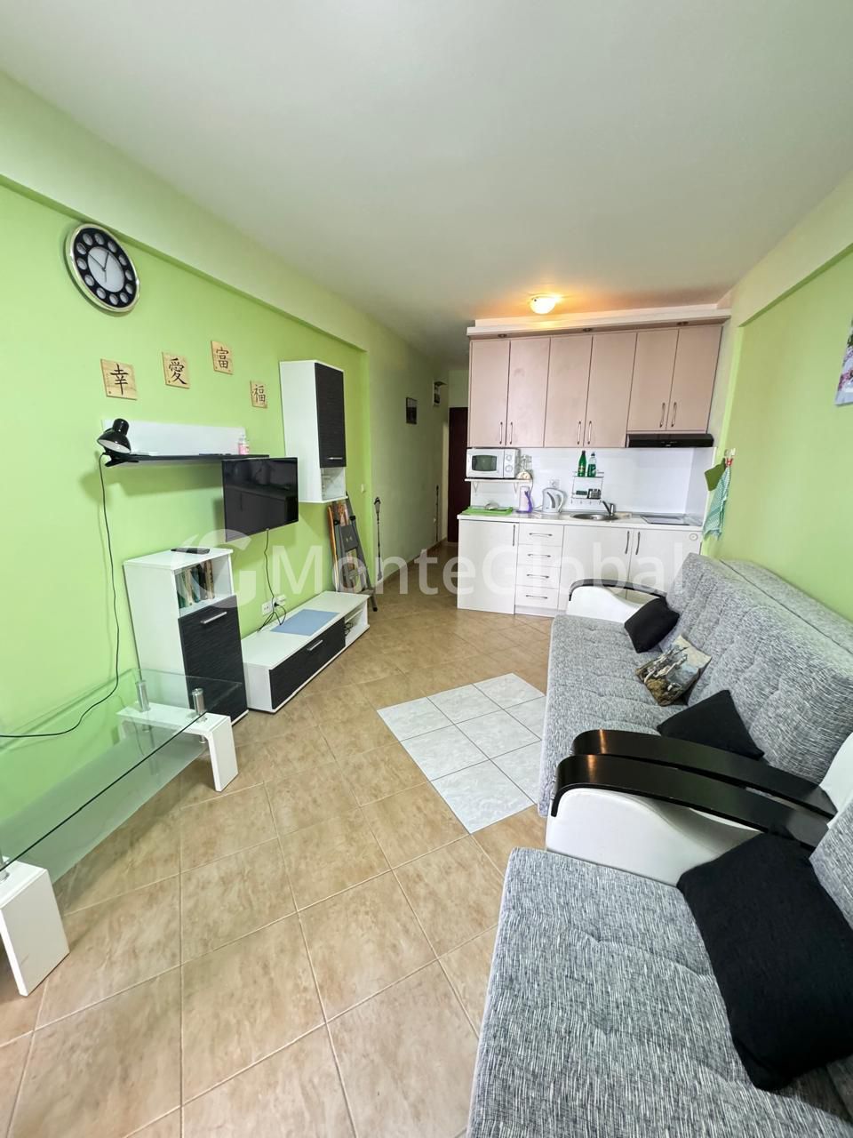 Piso en Sutomore, Montenegro, 28 m² - imagen 1