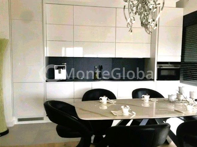Piso en el Bar, Montenegro, 107 m² - imagen 1
