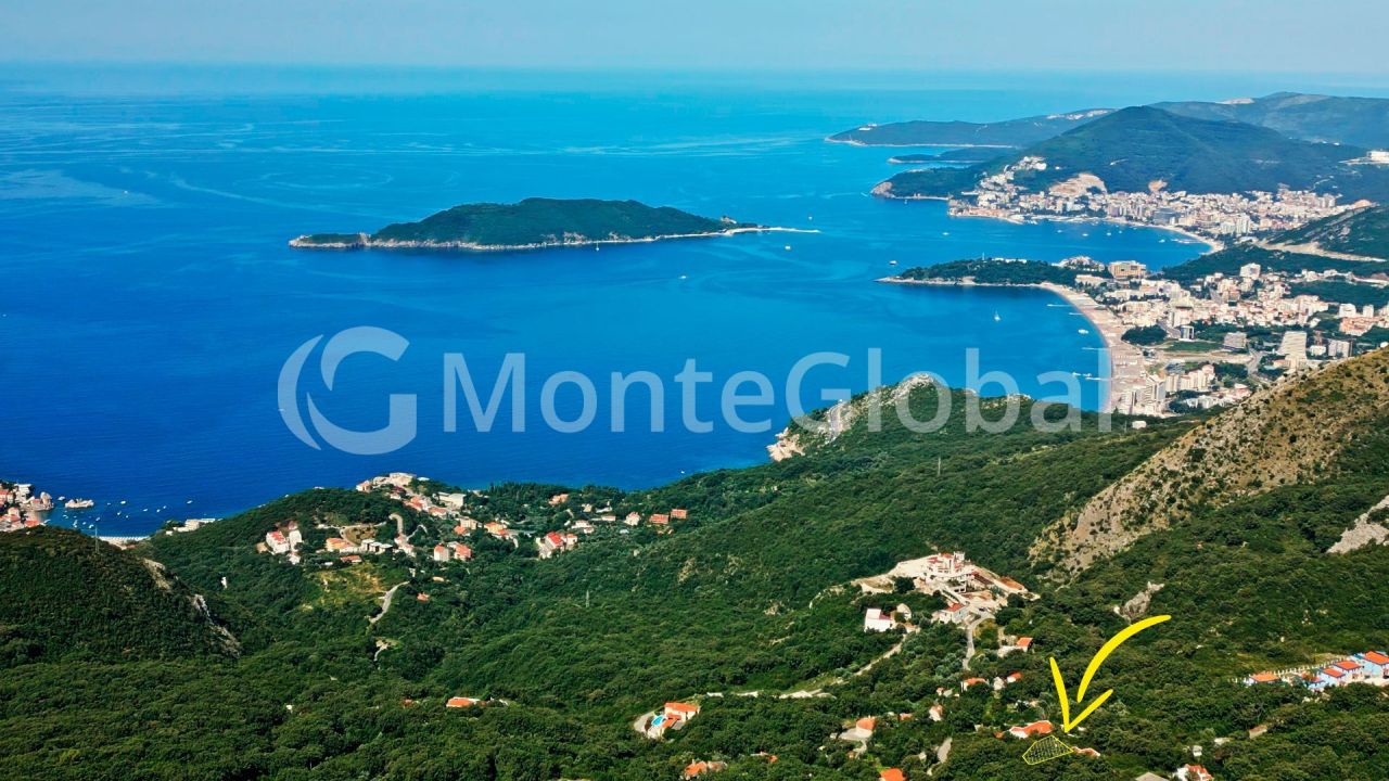 Terrain à Budva, Monténégro, 732 m² - image 1