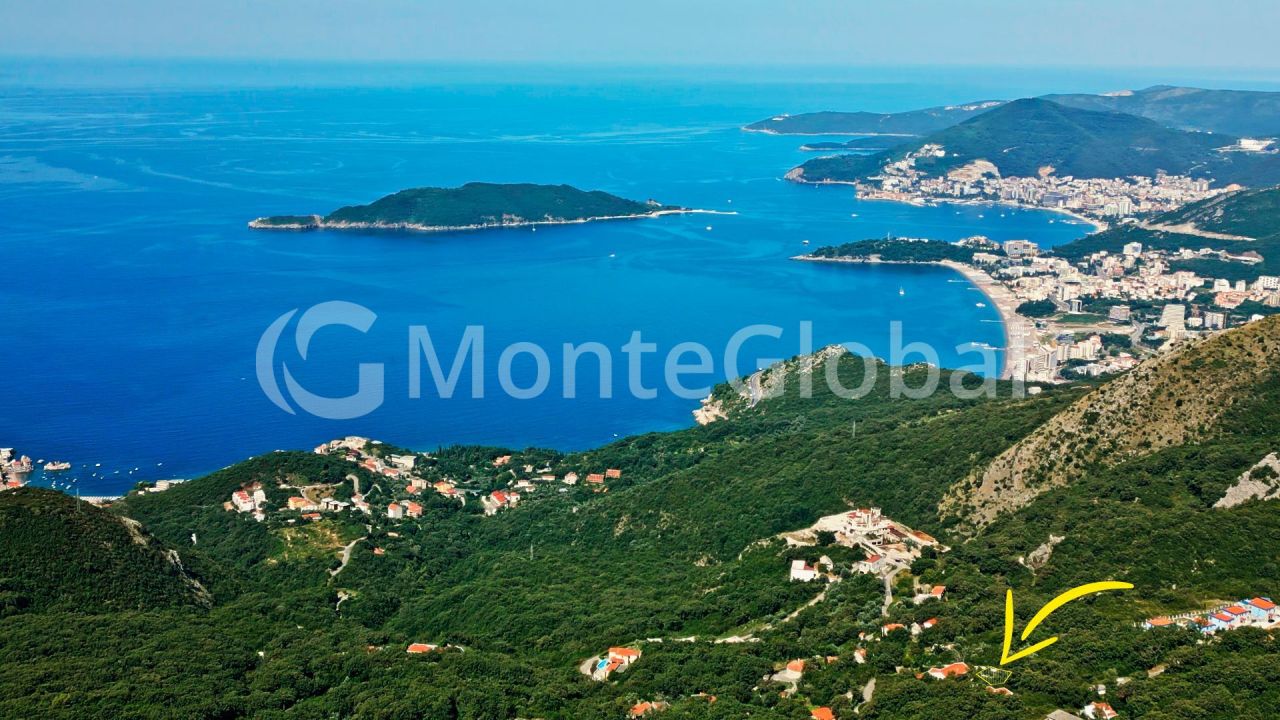 Grundstück in Budva, Montenegro, 802 m² - Foto 1