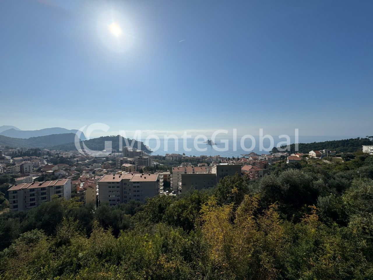 Haus in Bar, Montenegro, 180 m² - Foto 1