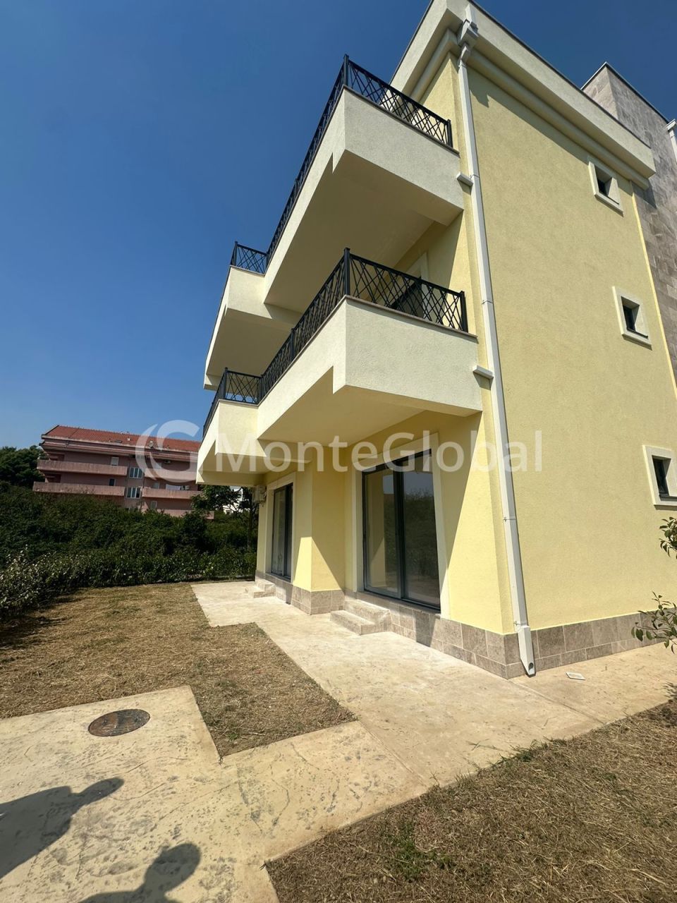Wohnung in Tivat, Montenegro, 39 m² - Foto 1