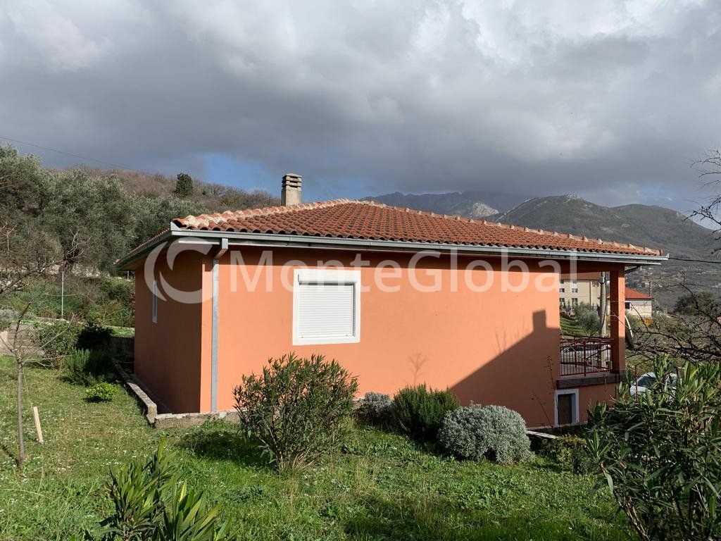 Casa a Bar, Montenegro, 135 m² - foto 2