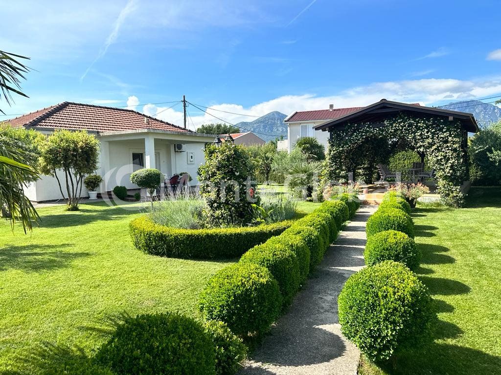 House in Bar, Montenegro, 360 m² - picture 2