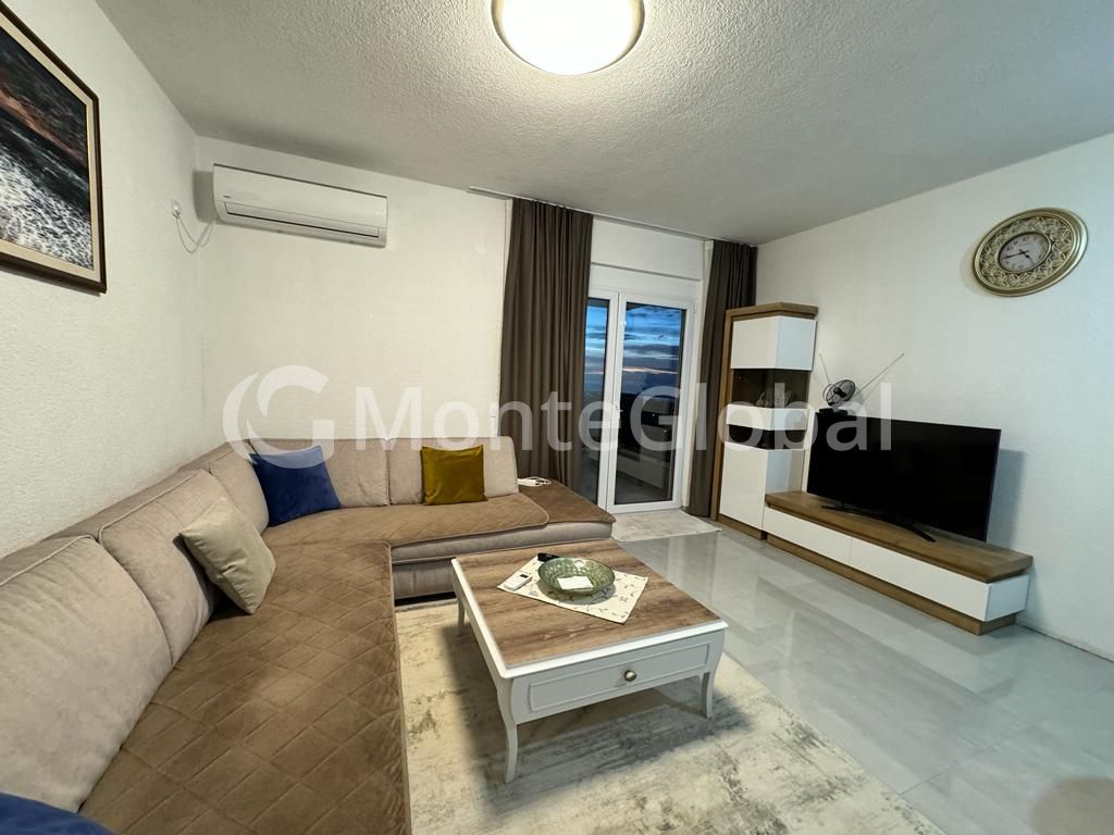 Wohnung in Dobra Voda, Montenegro, 56 m² - Foto 1