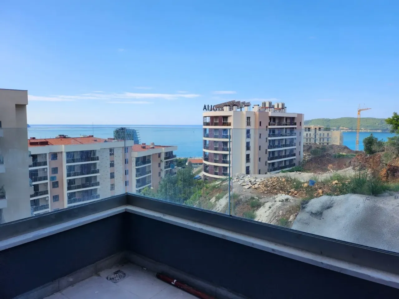 Appartamento a Becici, Montenegro, 62 m² - foto 2