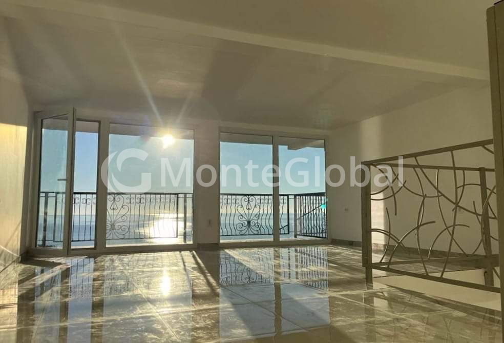 Appartement à Dobra Voda, Monténégro, 69 m² - image 2
