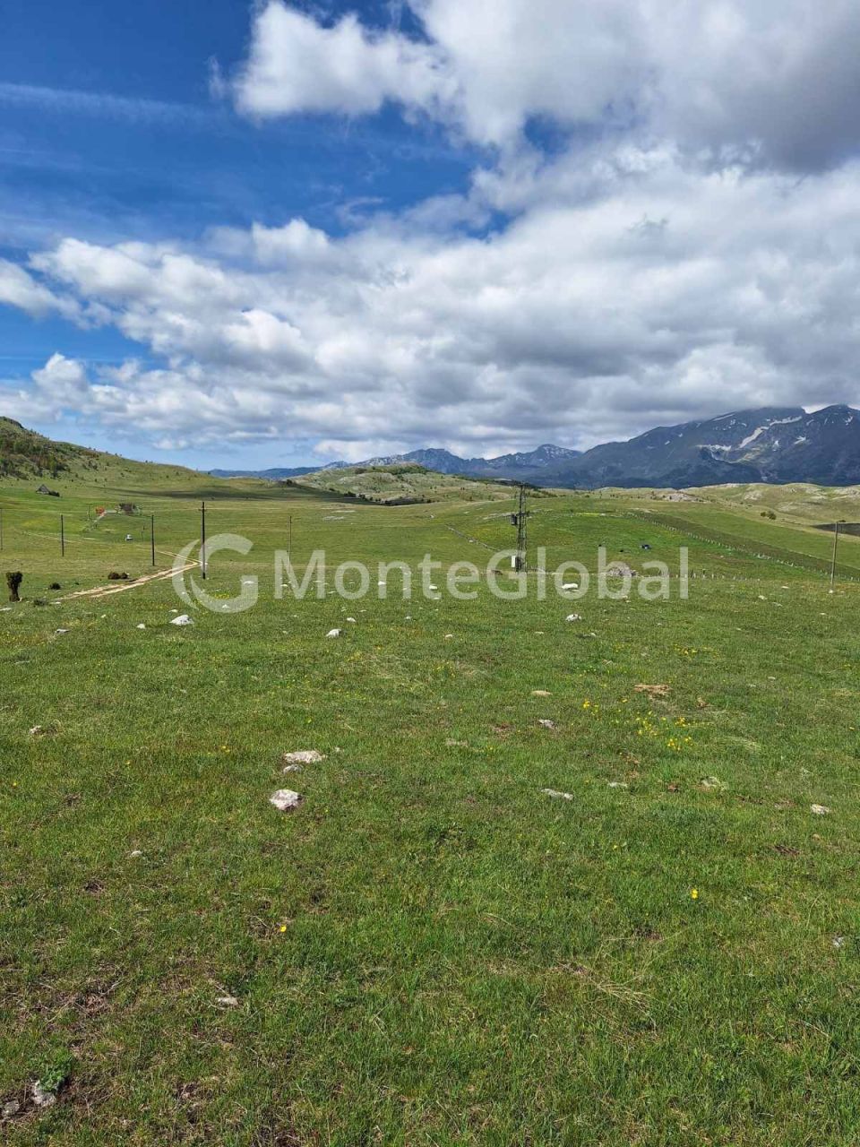 Grundstück in Zabljak, Montenegro, 63 000 m² - Foto 2
