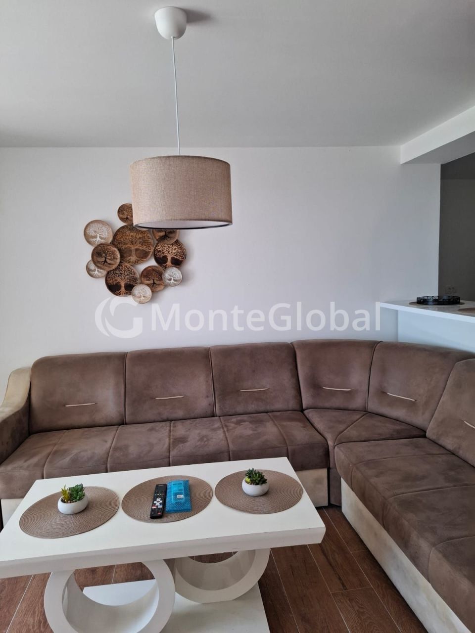 Piso en Dobra Voda, Montenegro, 54 m² - imagen 2