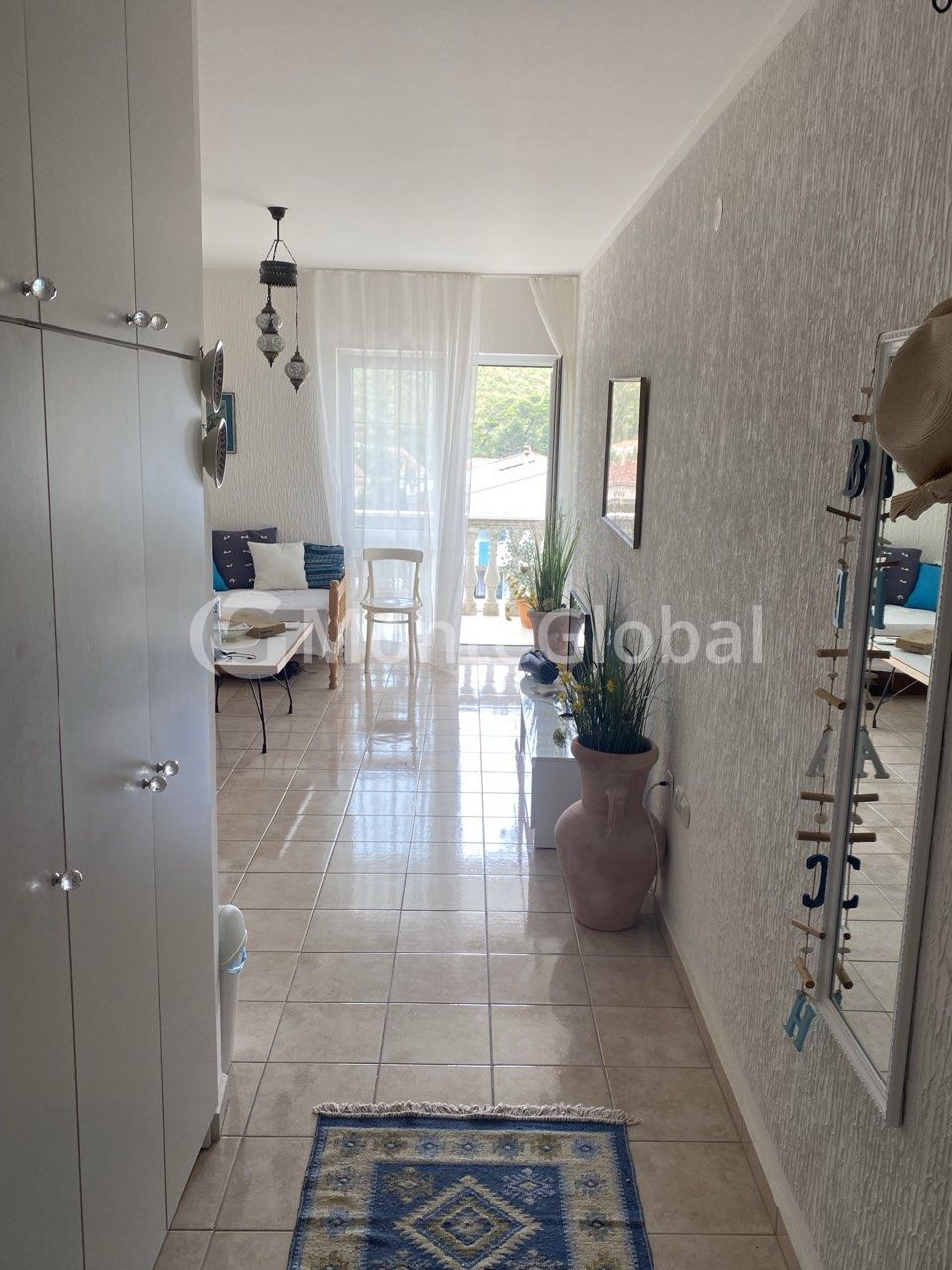 Appartement à Sutomore, Monténégro, 32 m² - image 2