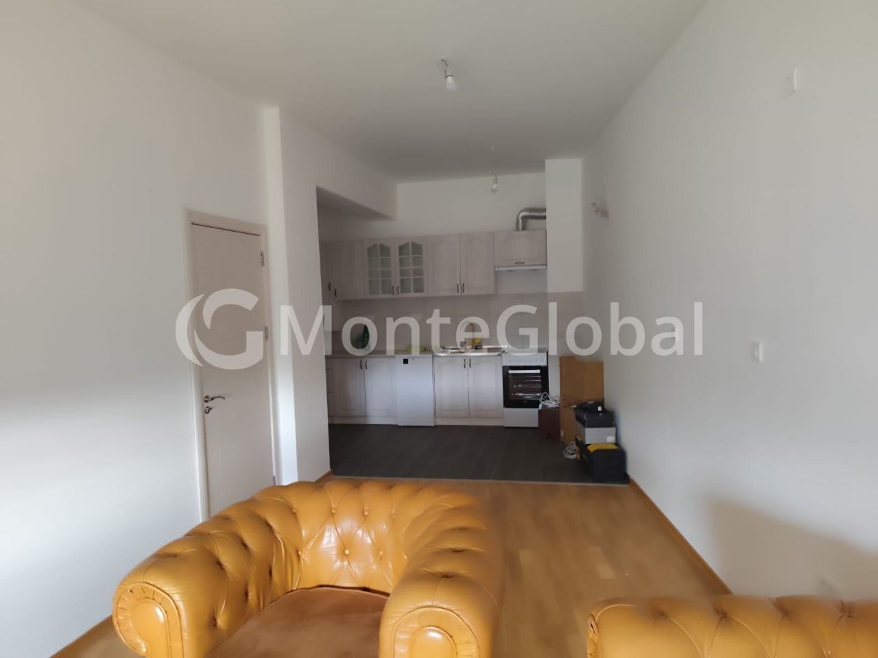 Piso en Podgorica, Montenegro, 66 m² - imagen 2