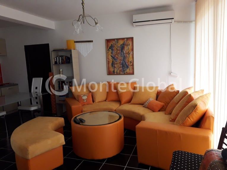 Casa a Bar, Montenegro, 280 m² - foto 2