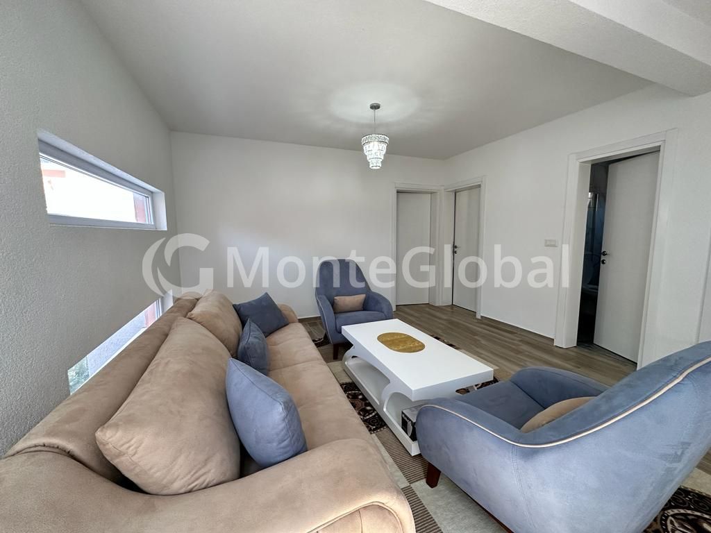 Casa en Dobra Voda, Montenegro, 170 m² - imagen 3