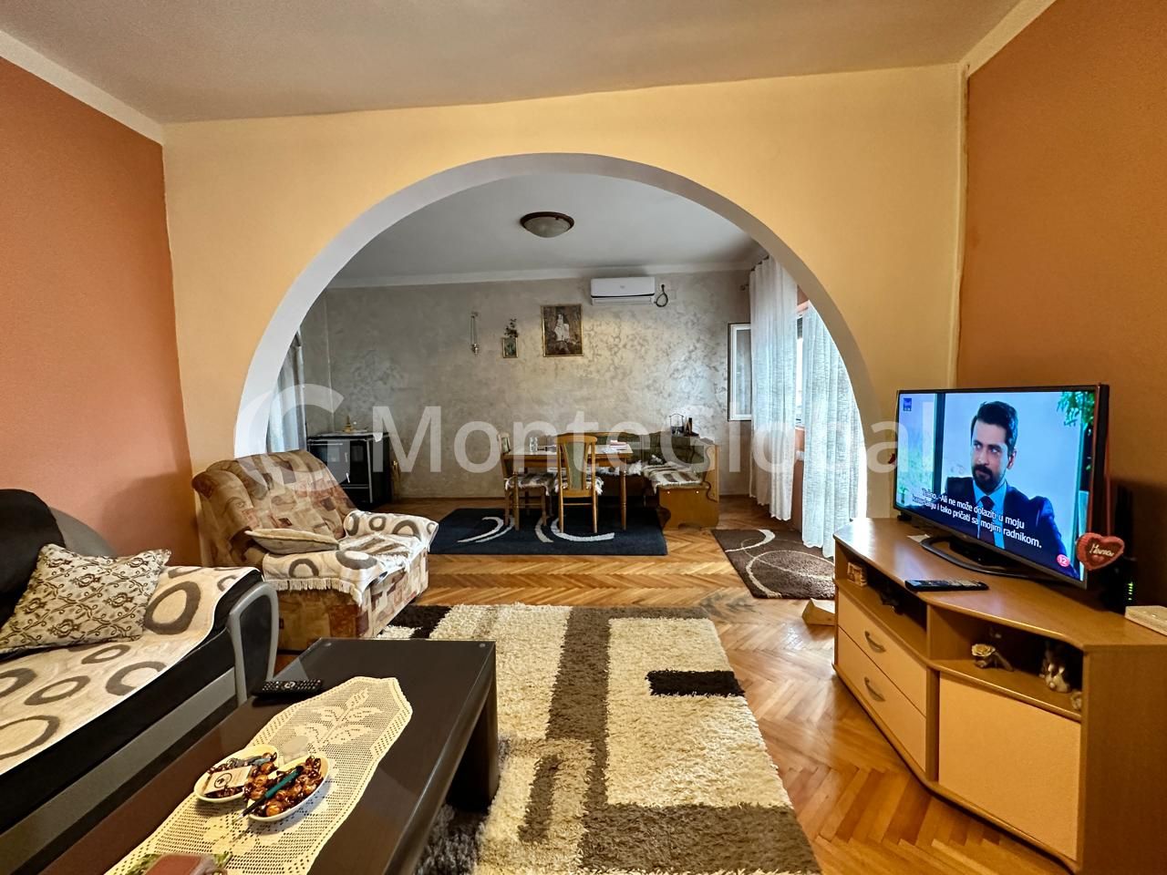 Haus in Sutomore, Montenegro, 400 m² - Foto 3