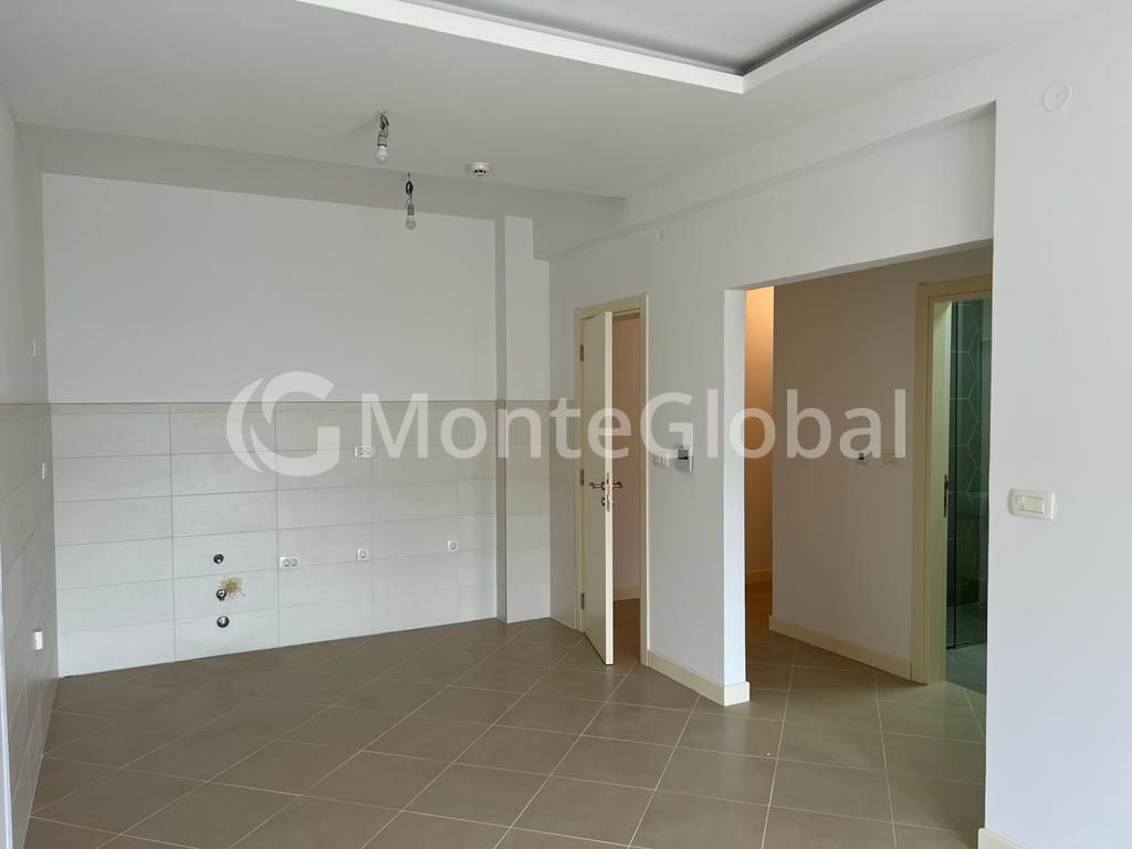 Flat in Dobrota, Montenegro, 60 m² - picture 3