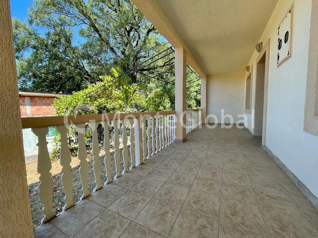 Maison à Sutomore, Monténégro, 146 m² - image 3