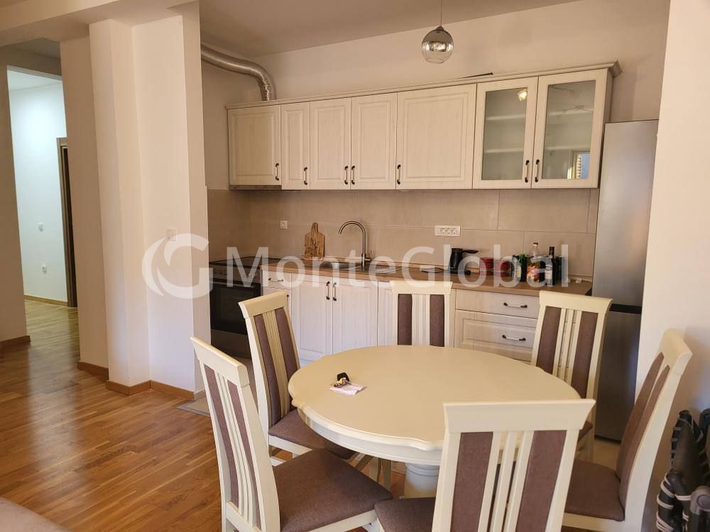 Piso en Dobrota, Montenegro, 78 m² - imagen 3