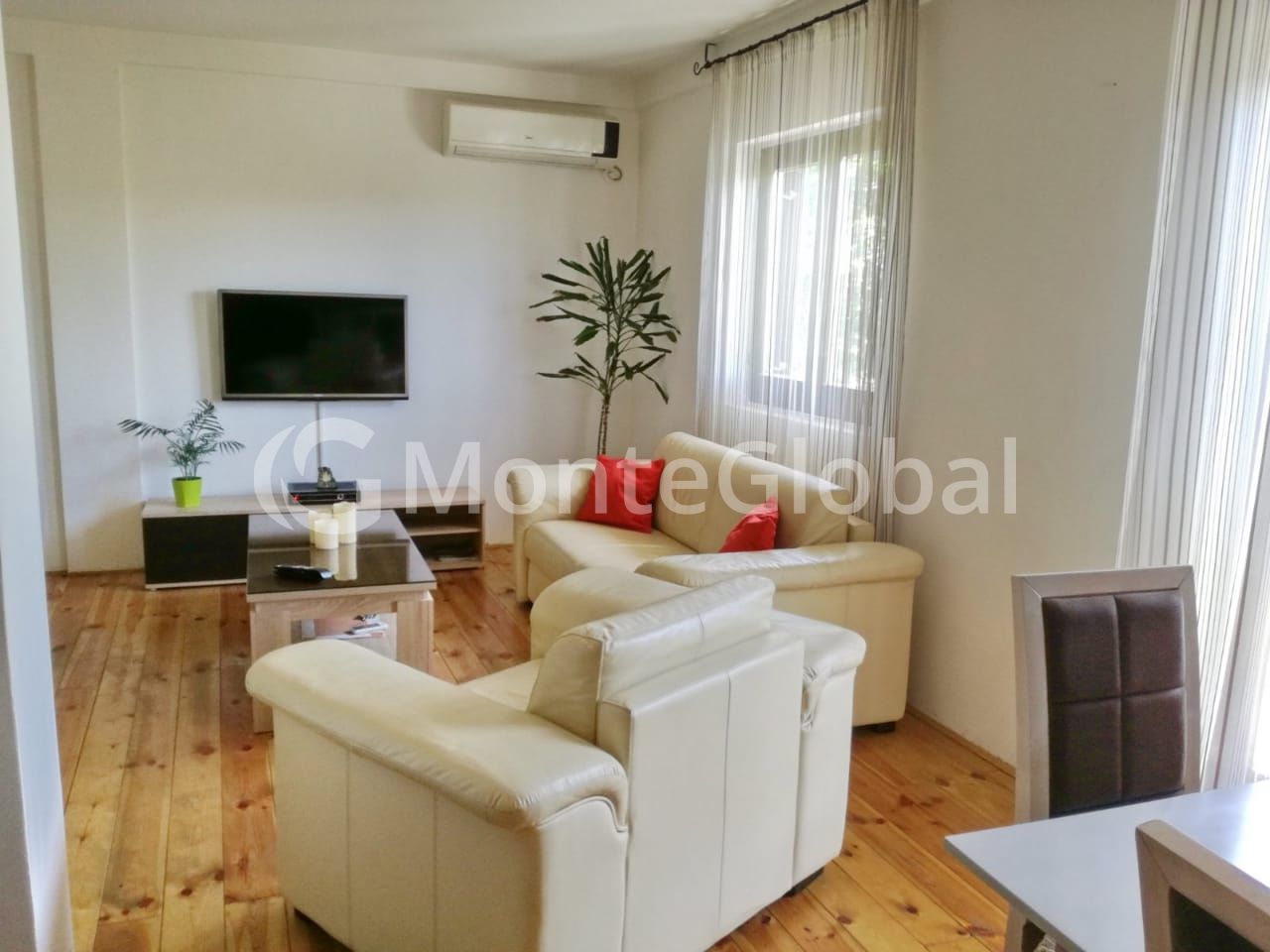 Casa a Tivat, Montenegro, 525 m² - foto 3