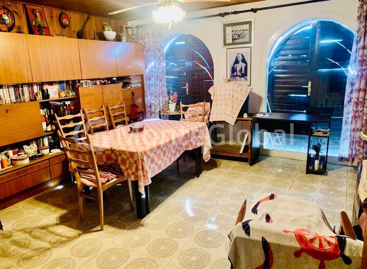 Casa a Dobra Voda, Montenegro, 200 m² - foto 3