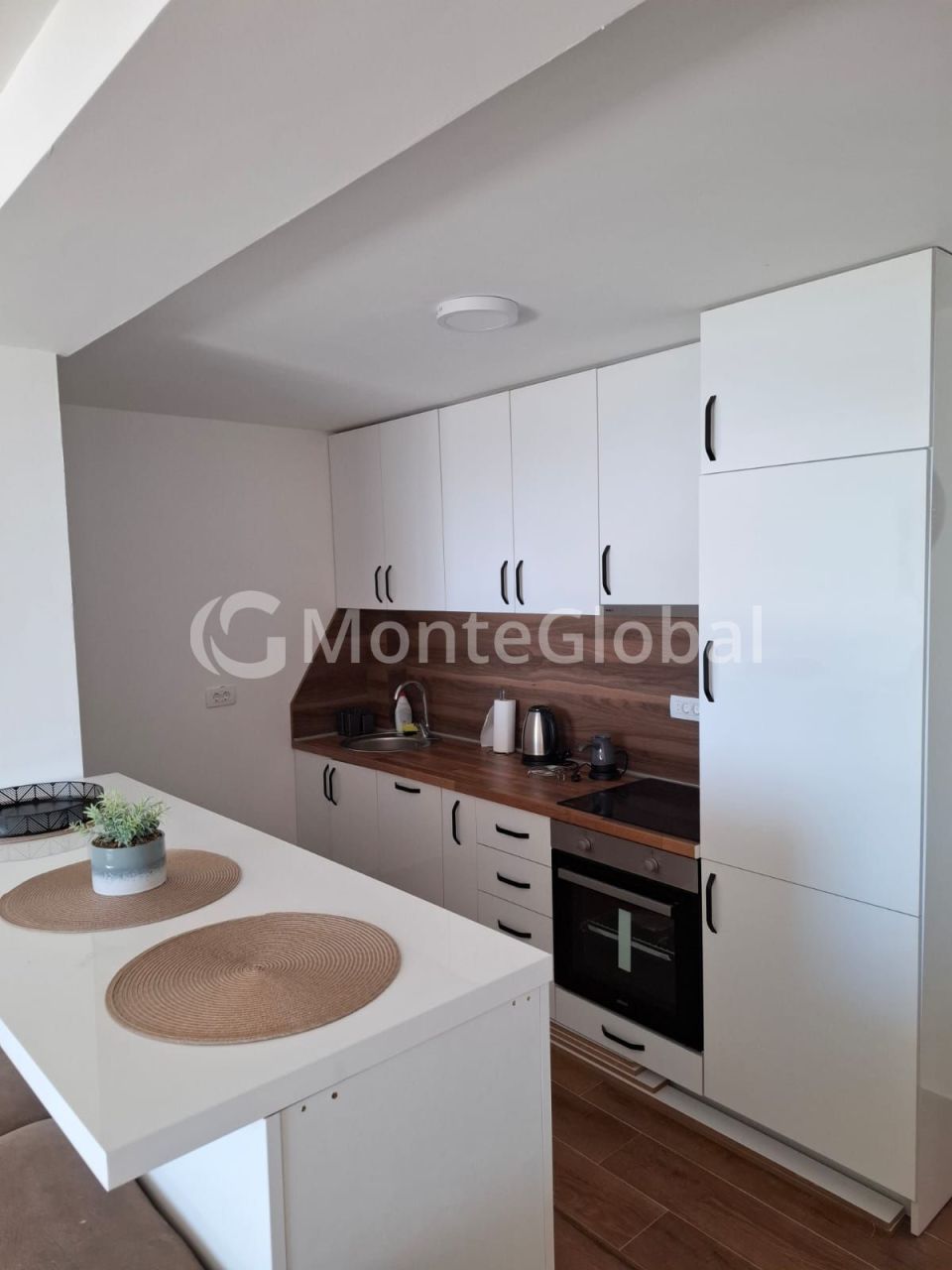 Piso en Dobra Voda, Montenegro, 54 m² - imagen 3